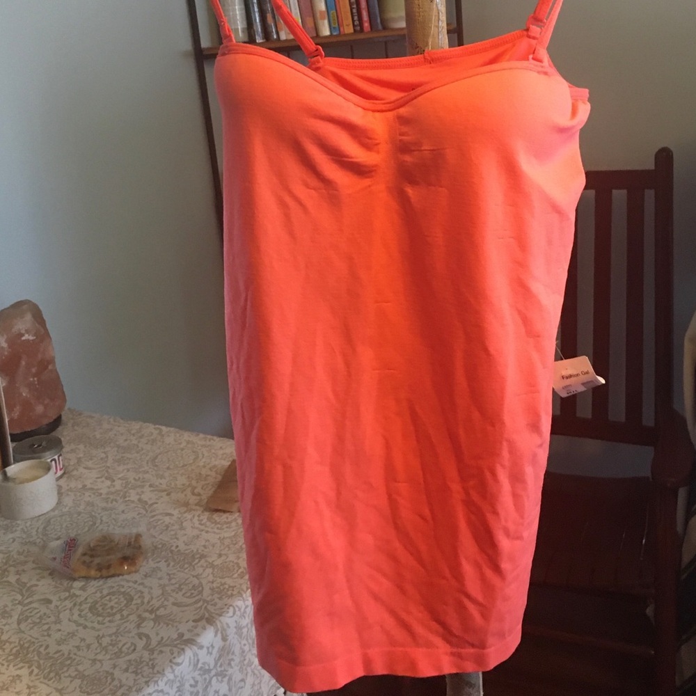 Tank - Picture 2 of 2